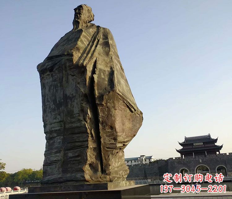 运城北宋文学家范仲淹石雕