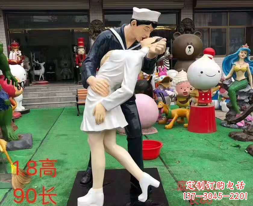 运城玻璃钢仿真亲吻情侣雕塑婚庆景观雕塑