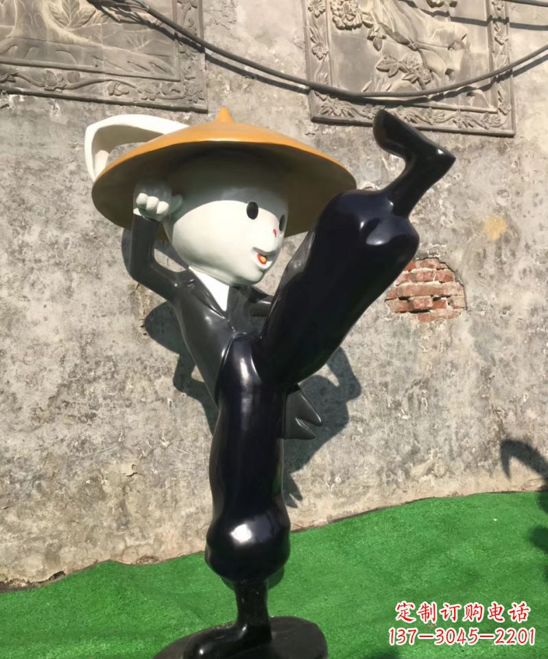 运城玻璃钢公园仿真兔子雕塑