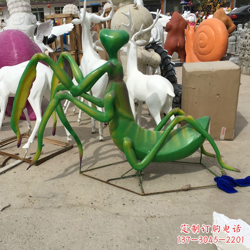 运城玻璃钢螳螂雕塑