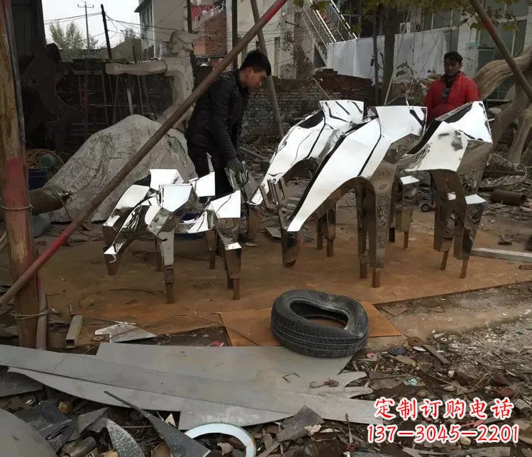 运城不锈钢抽象小马动物雕塑