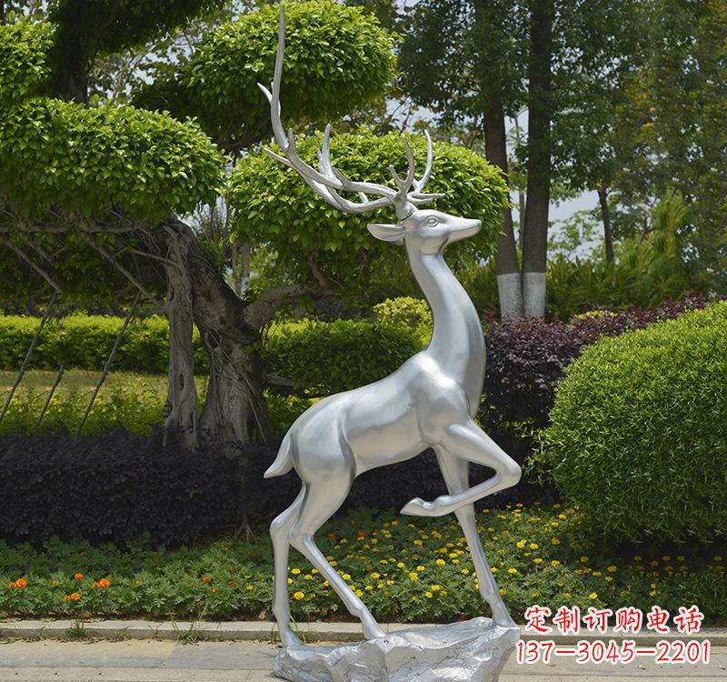 运城不锈钢动物艺术梅花鹿雕塑