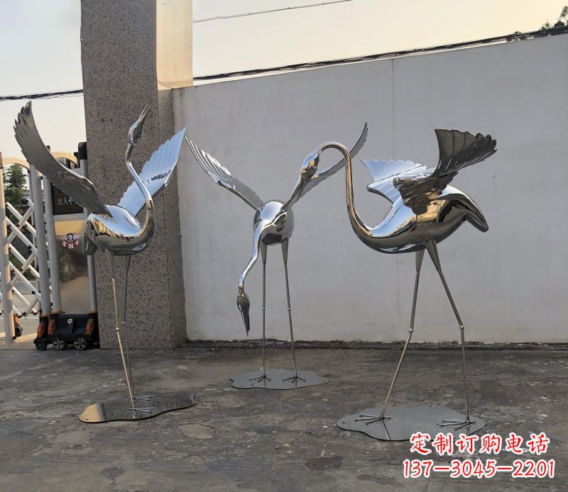 运城不锈钢锻造丹顶鹤展翅雕塑112