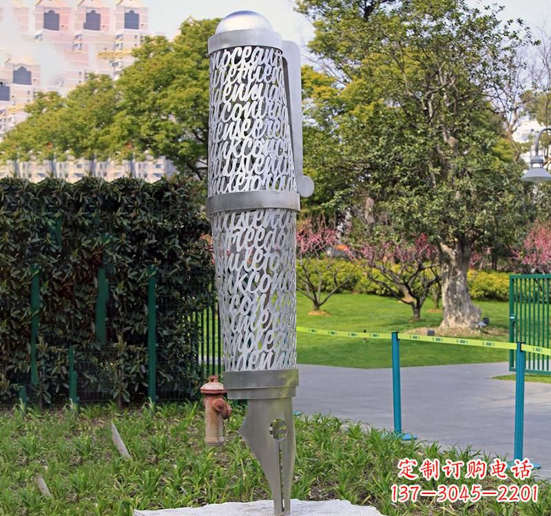 运城不锈钢钢笔雕塑2
