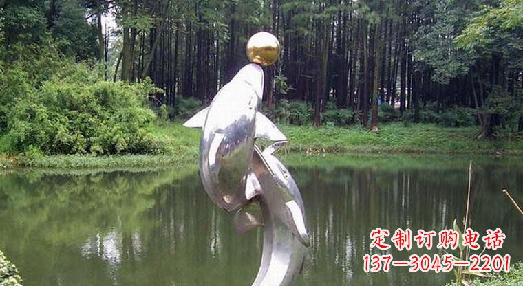 运城海豚的传说——不锈钢公园顶部雕塑
