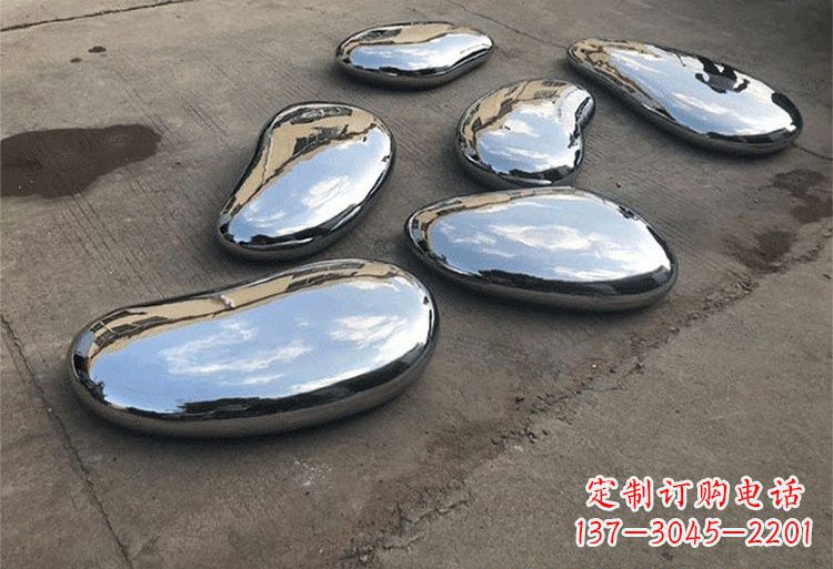 运城不锈钢公园镜面水滴雕塑