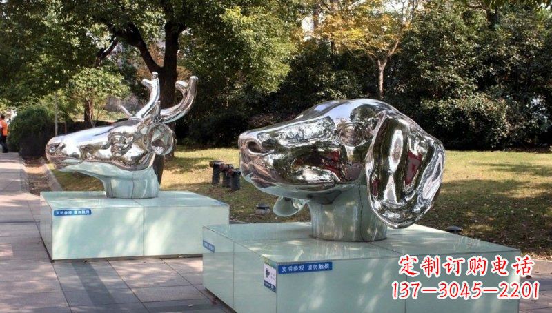 运城不锈钢公园十二生肖动物头像雕塑