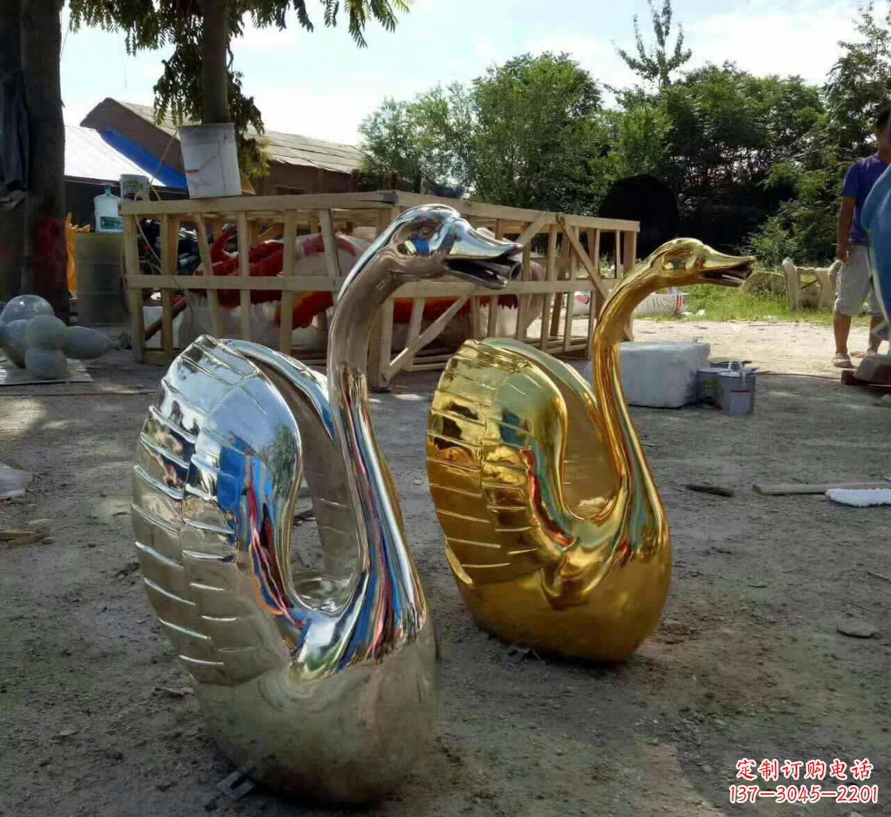 运城不锈钢公园天鹅景观雕塑