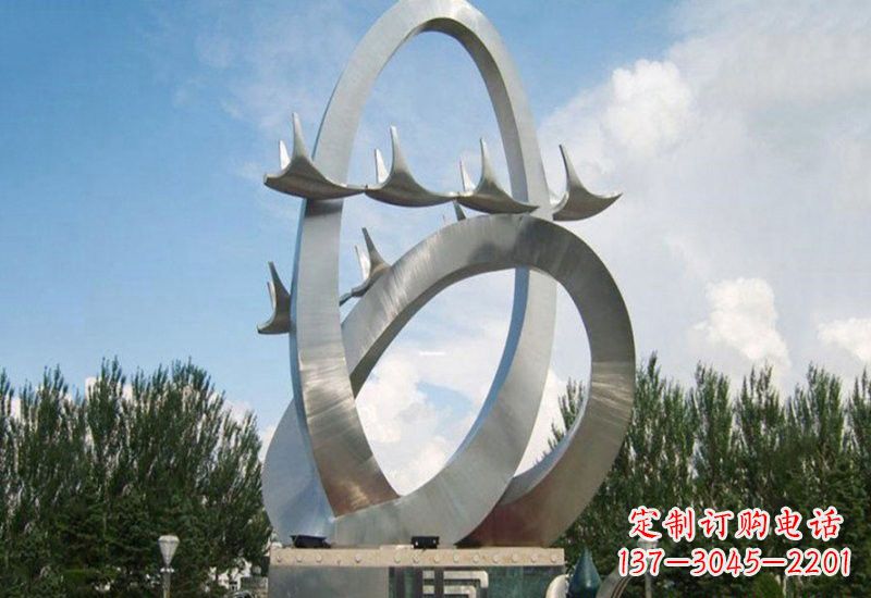 运城不锈钢广场抽象飞翔的天鹅雕塑
