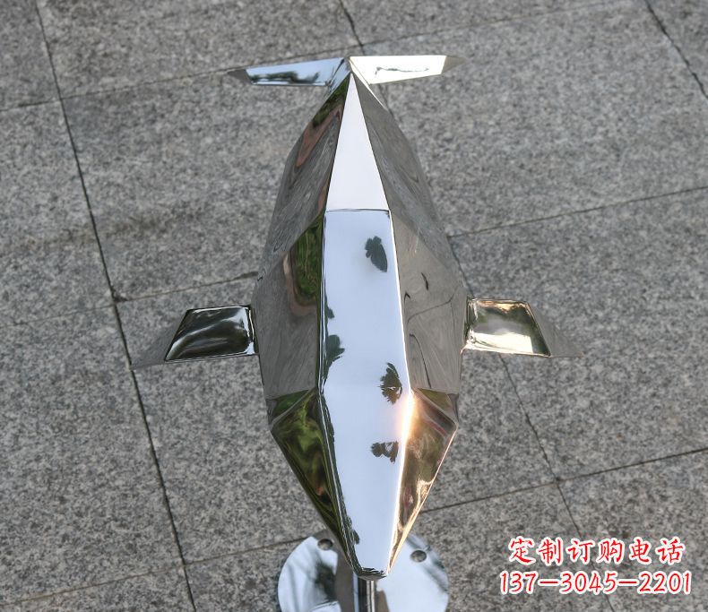 运城不锈钢广场抽象海豚雕塑