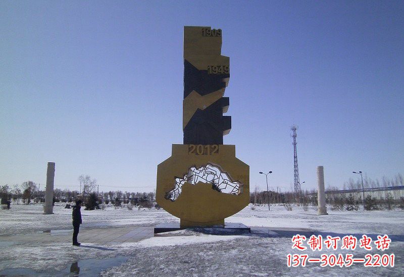运城不锈钢广场抽象钥匙雕塑