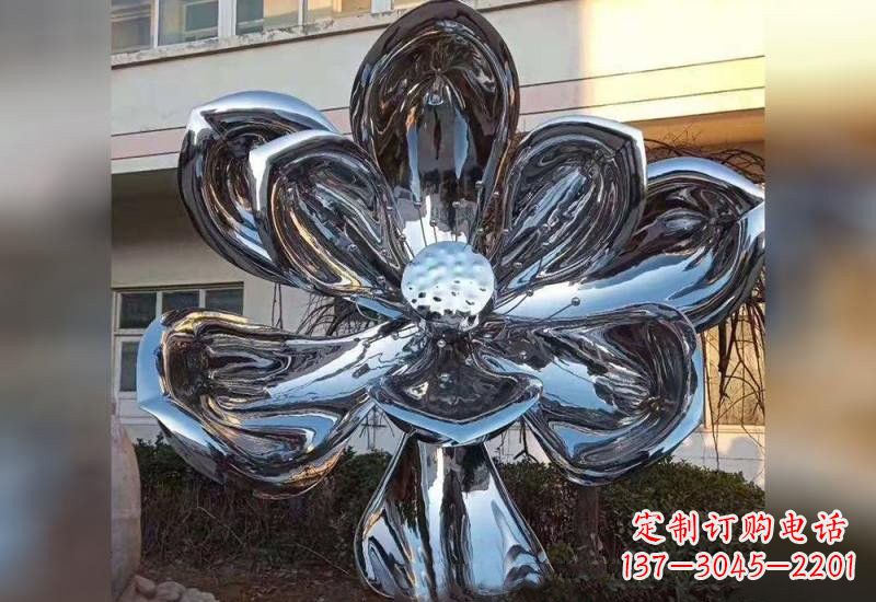 运城不锈钢广场镜面莲花雕塑