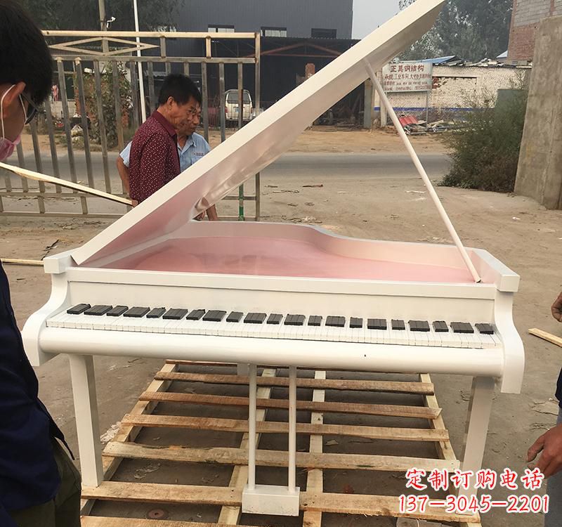 运城不锈钢广场乐器钢琴雕塑