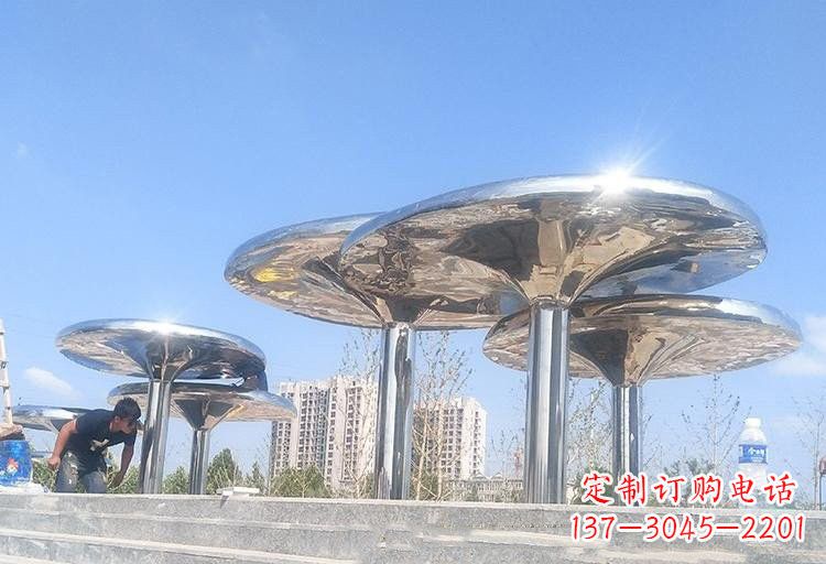 运城不锈钢广场蘑菇凉亭雕塑