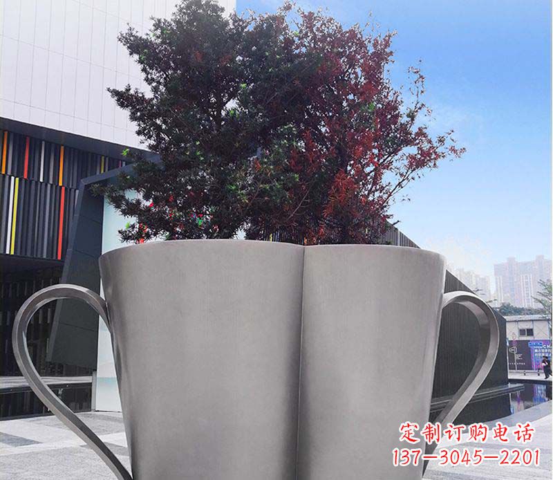 运城不锈钢广场水杯花盆雕塑