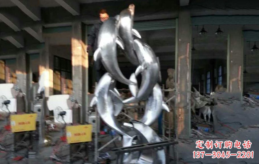 运城不锈钢海豚雕塑 (3)