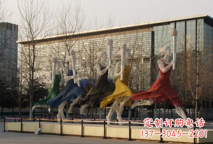 运城不锈钢火炬手雕塑