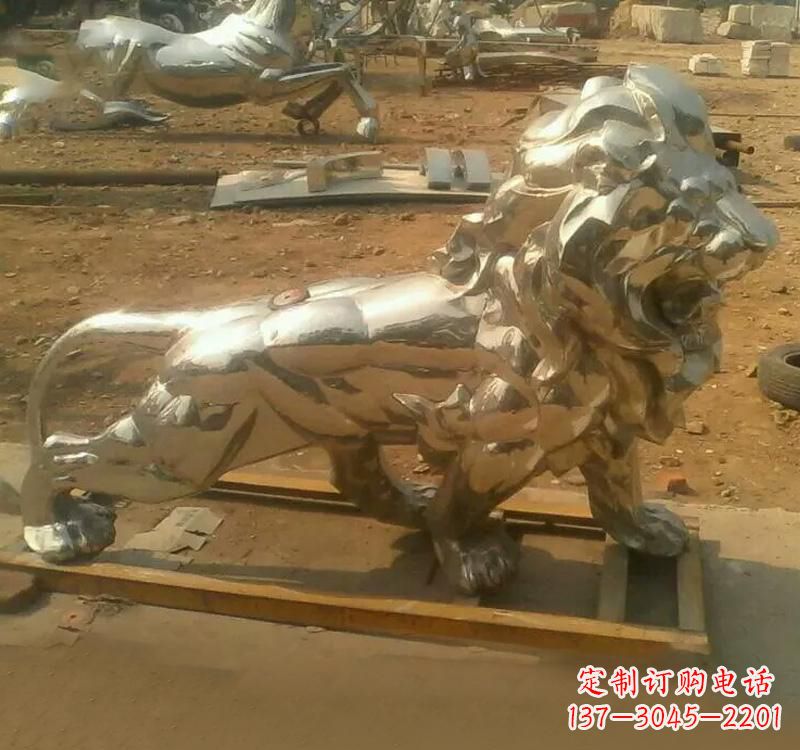 运城不锈钢几何动物狮子雕塑