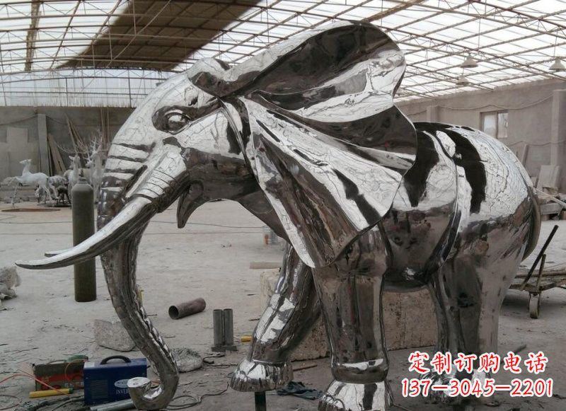 运城不锈钢镜面大象雕塑