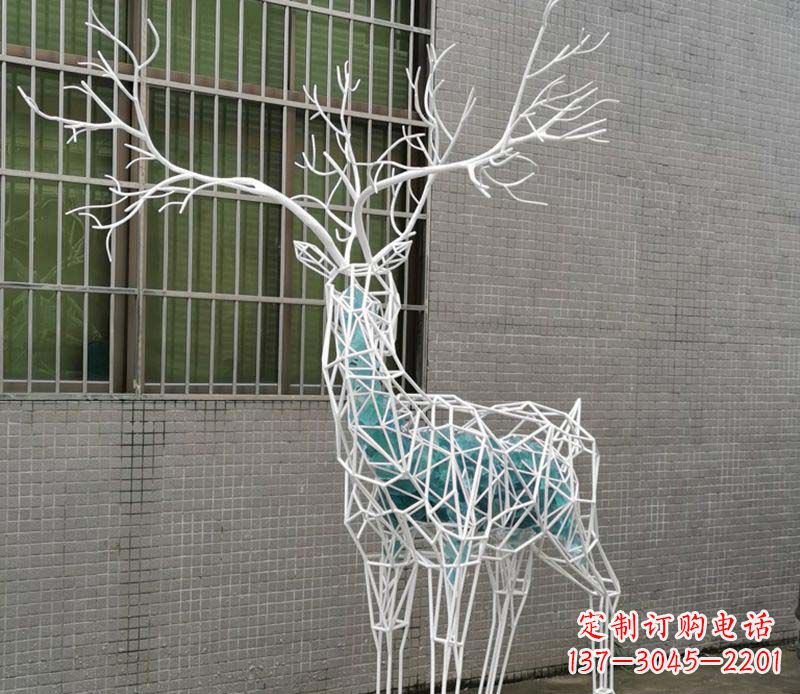 运城不锈钢镂空梅花鹿雕塑