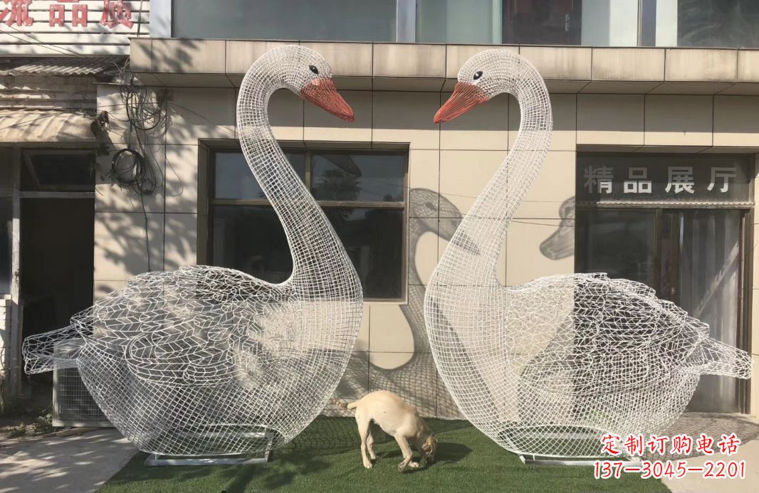 运城不锈钢镂空天鹅雕塑户外摆件