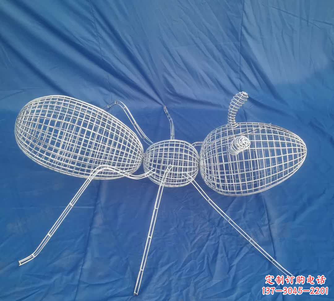 运城不锈钢蚂蚁镂空雕塑1