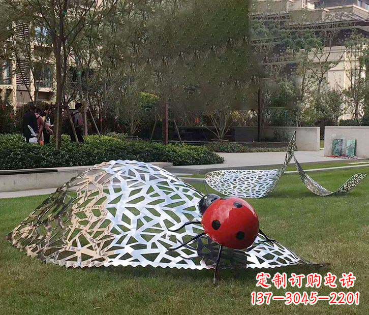 运城不锈钢瓢虫造型雕塑