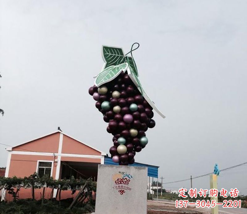 运城不锈钢葡萄雕塑