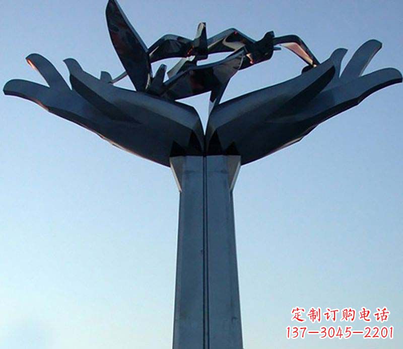 运城不锈钢手托鸽子雕塑
