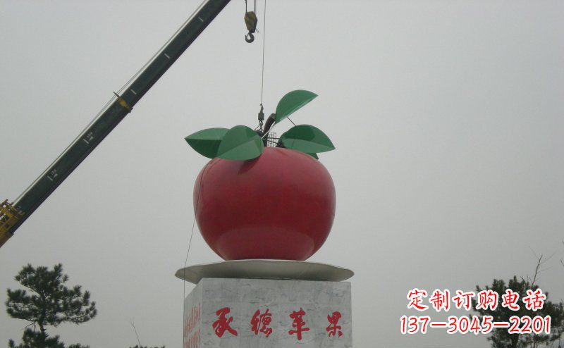运城不锈钢水果红苹果雕塑