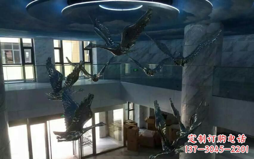 运城不锈钢天鹅室内景观雕塑