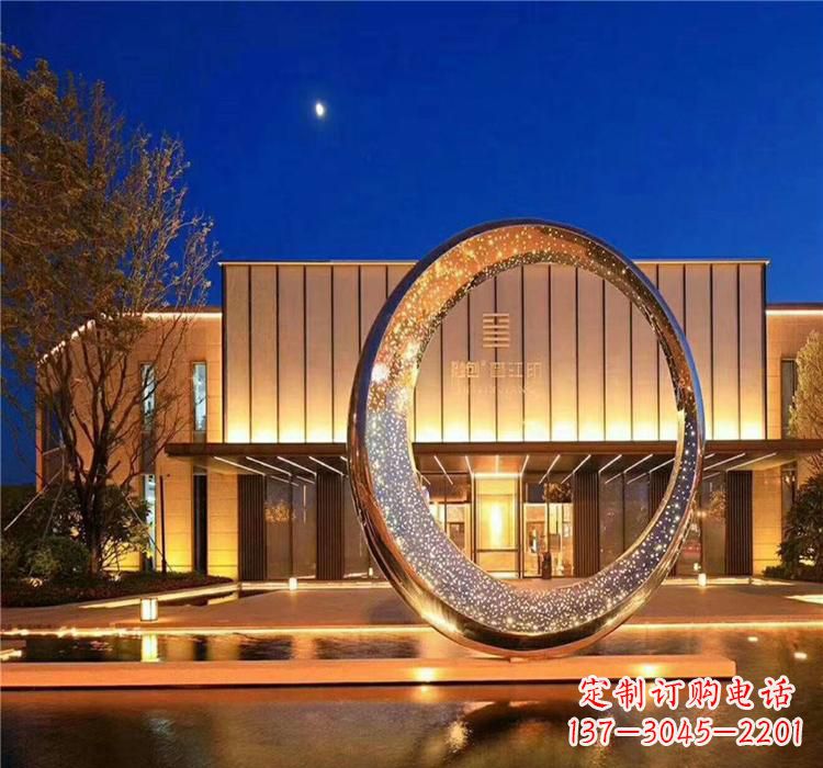 运城不锈钢圆环雕塑2