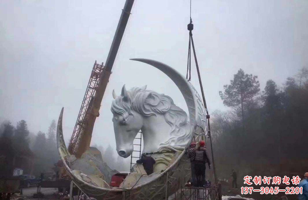 运城不锈钢月亮和马雕塑