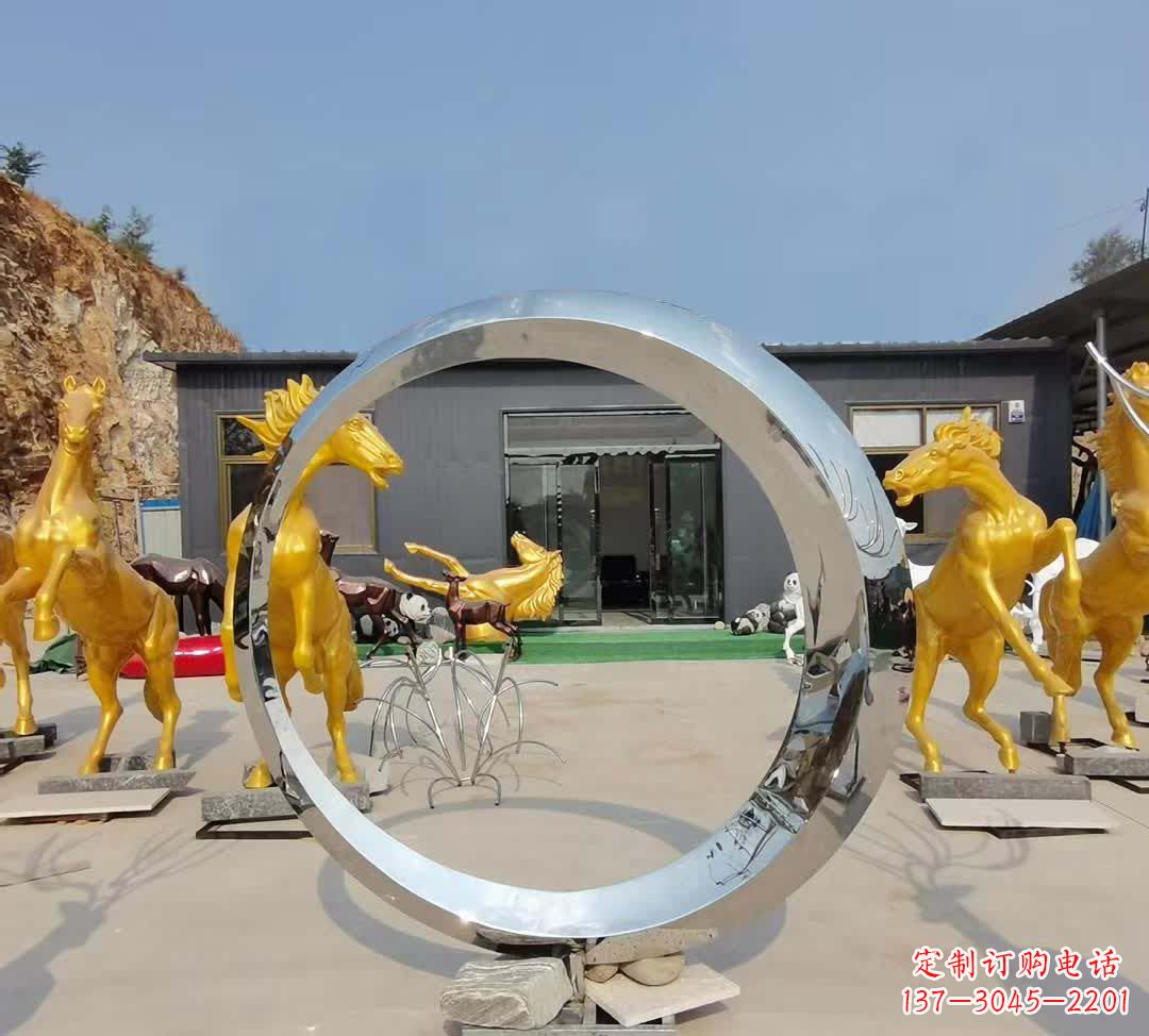 运城不锈钢造型圆环景观雕塑
