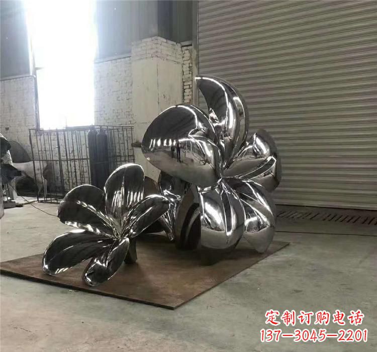 运城不锈钢植物镜面荷花雕塑