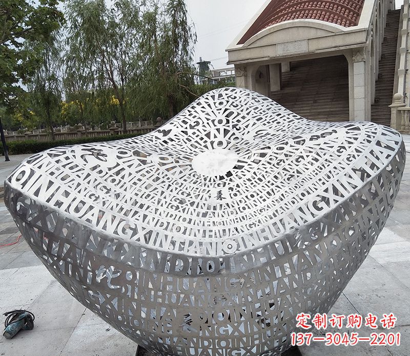 运城不锈钢字母元宝雕塑