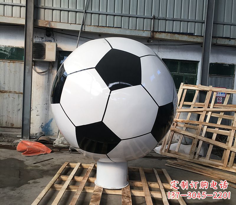 运城不锈钢足球广场景观雕塑