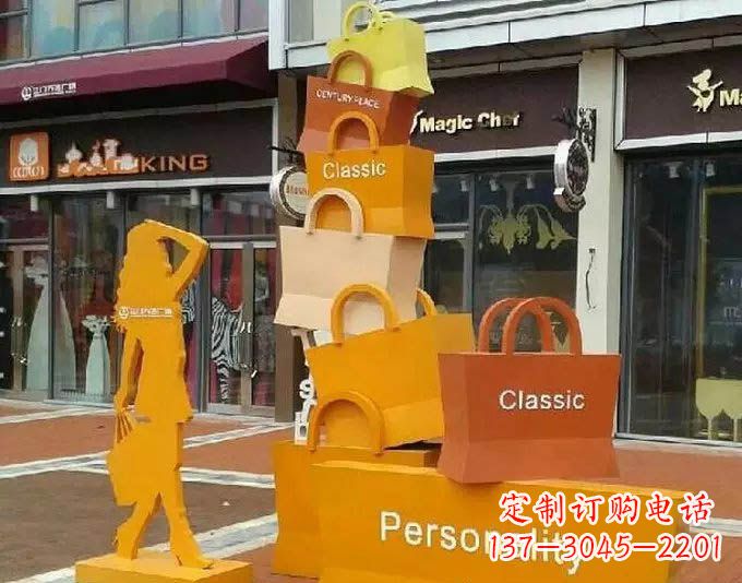运城步行街不锈钢购物袋和抽象人物雕塑