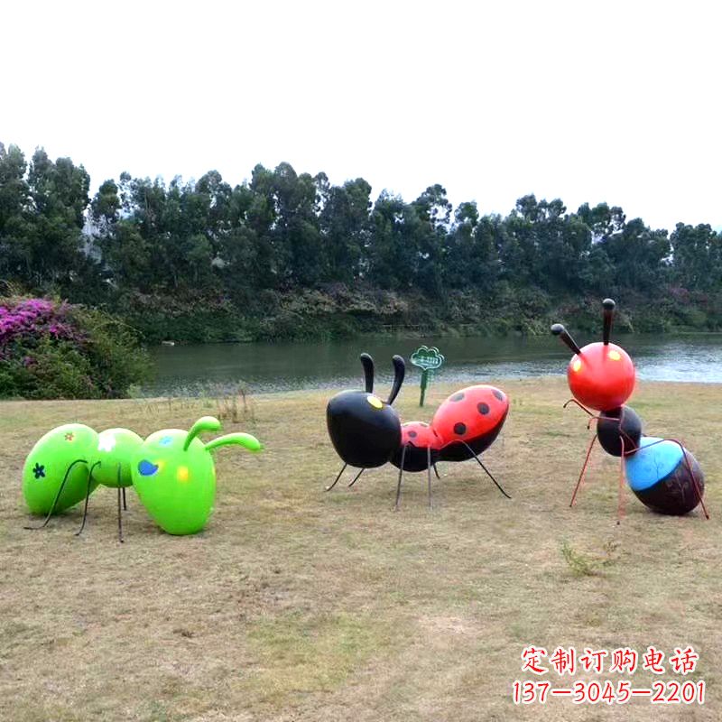 运城彩绘玻璃钢蚂蚁雕塑