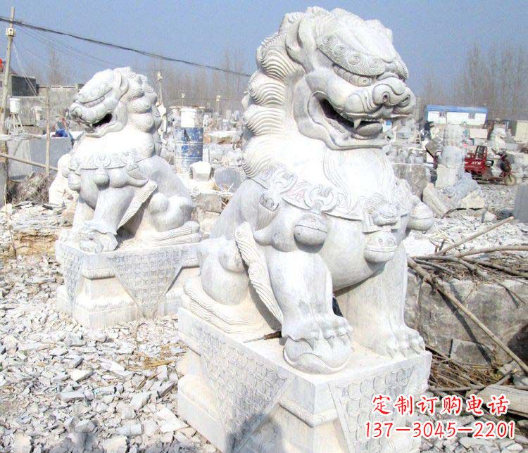 运城踩球门口看门狮子石雕