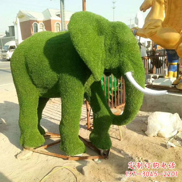 运城草皮大象玻璃钢雕塑