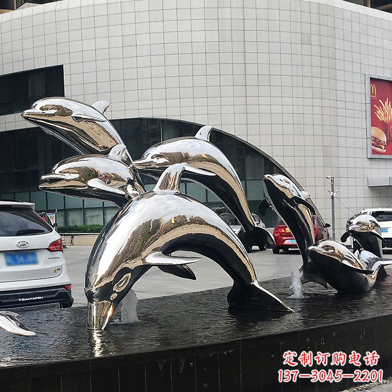 运城海豚雕塑点亮城市商场的不锈钢镜面水景
