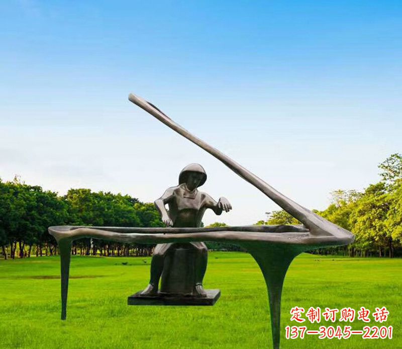 运城抽象弹钢琴的人物铜雕2