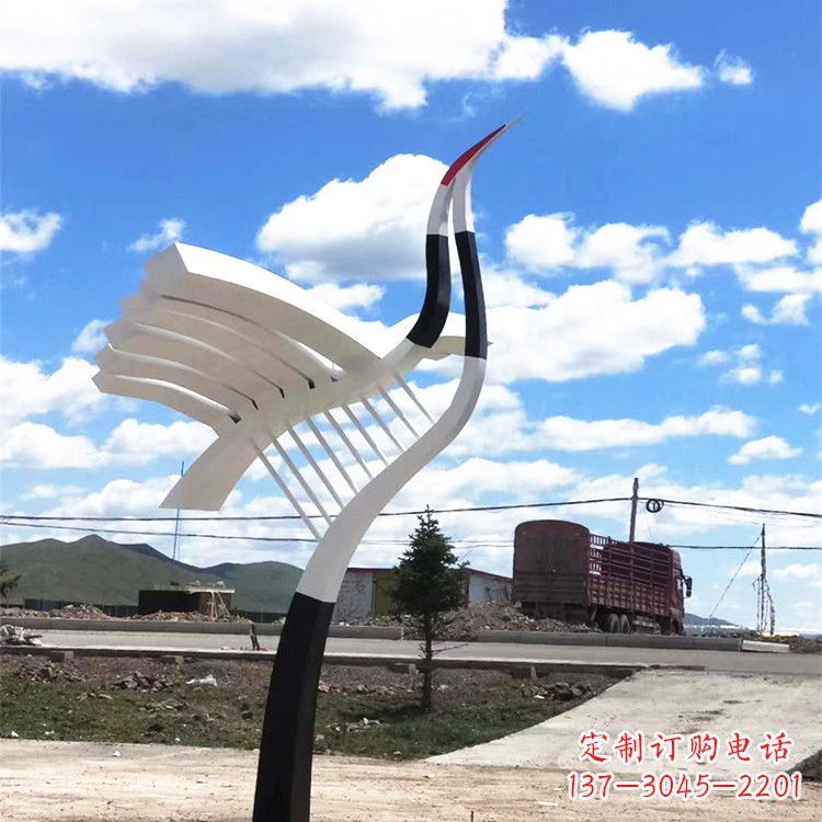 运城抽象简单的不锈钢仙鹤景观雕塑