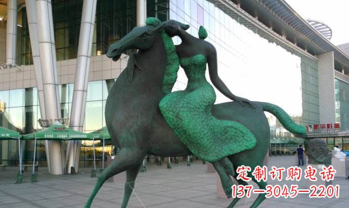 运城抽象骑马的女孩铜雕