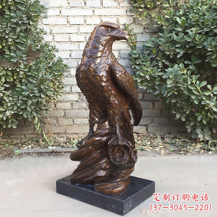 运城纯铜铸造老鹰雕塑