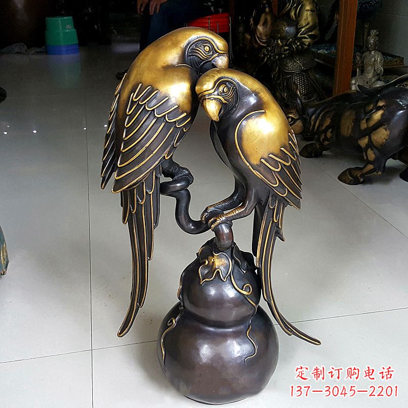 运城纯铜铸造鹦鹉雕塑