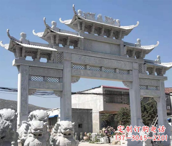 运城村口大型石雕牌坊