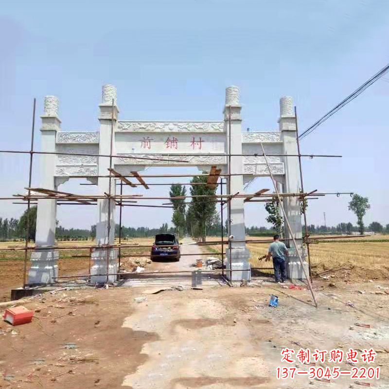 运城村口石雕无楼牌坊