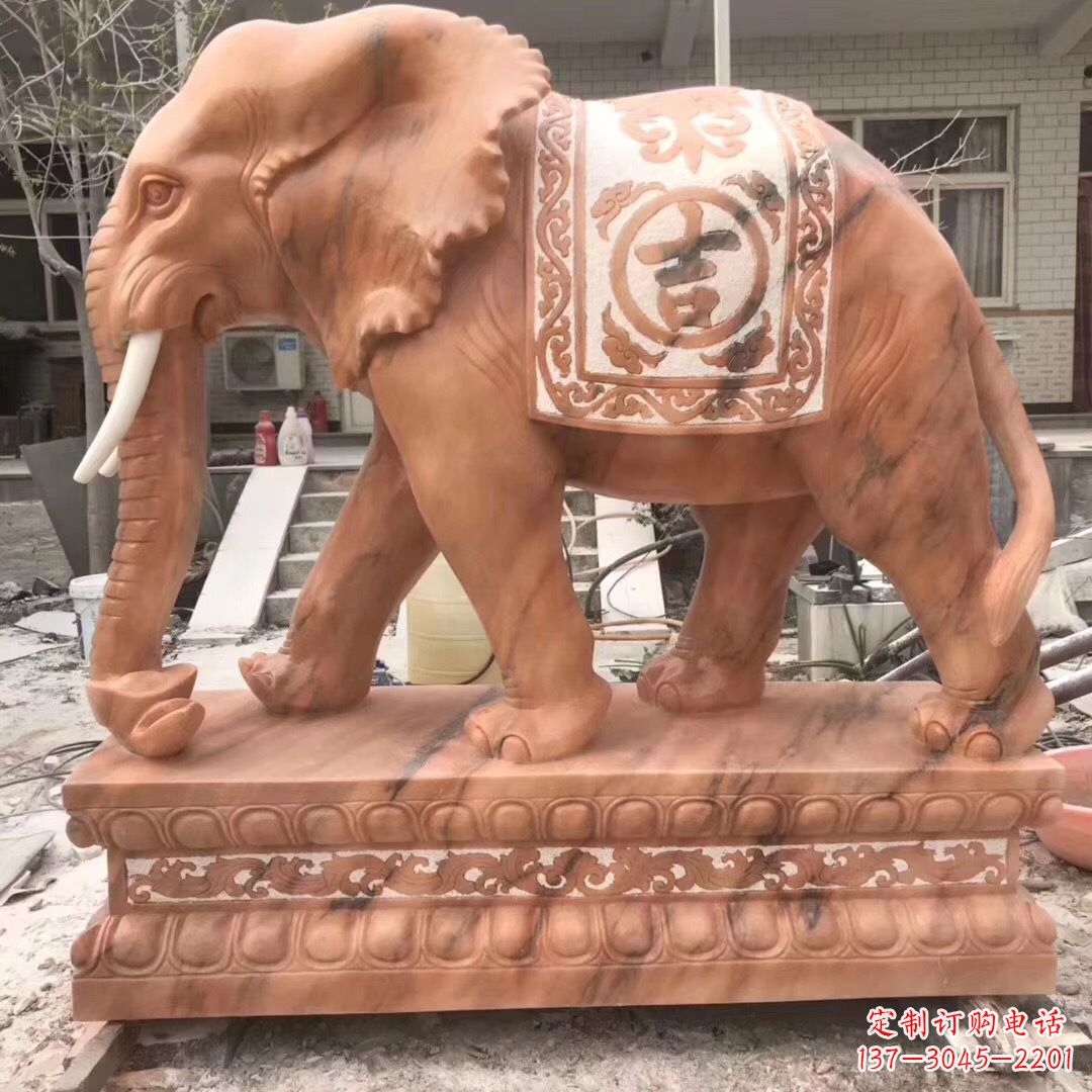运城大象柱子石雕景区